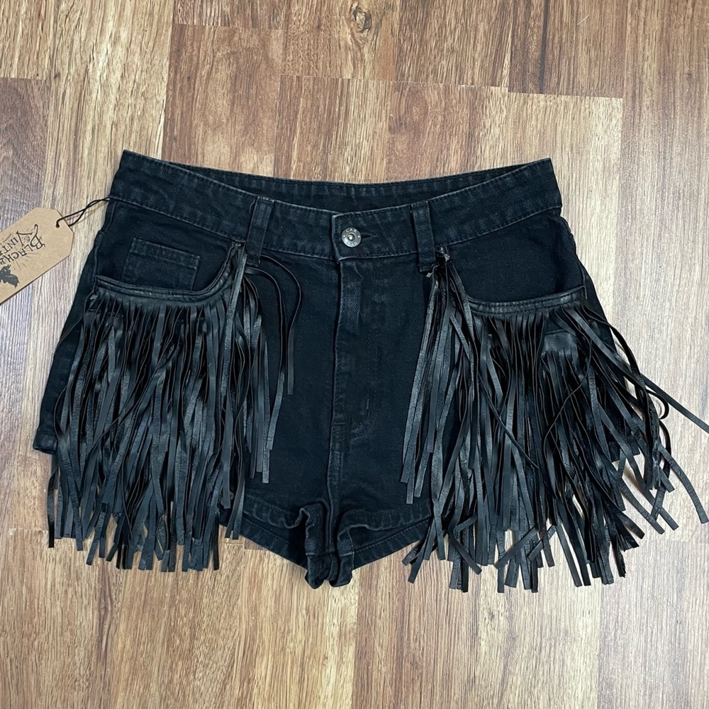 Carmar Black Fringed Denim Booty Shorts sz 28 Western Cowgirl Rodeo Festival USA